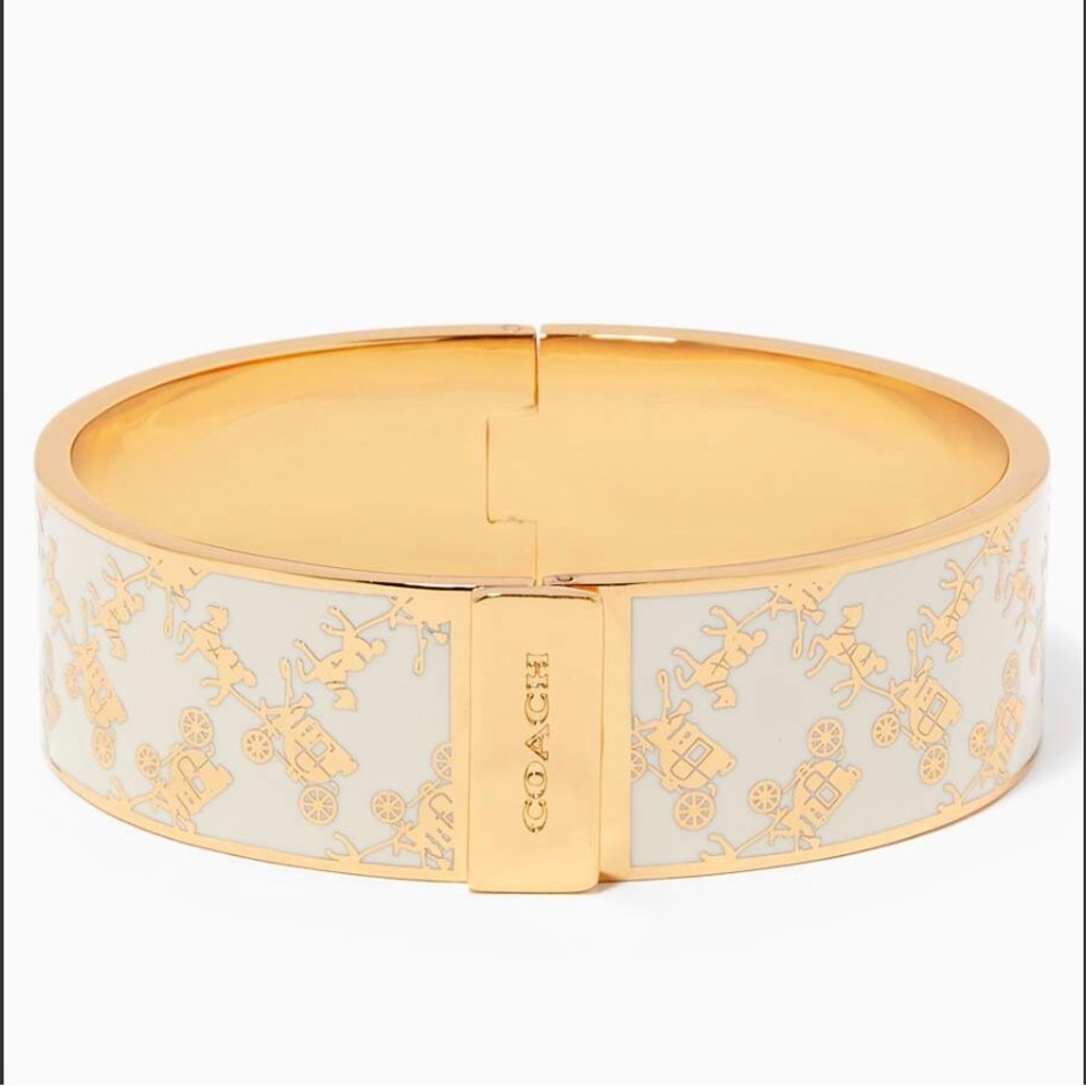 Gold bracelet